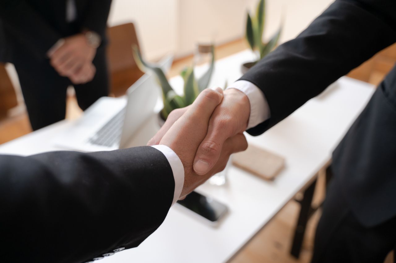 M&A: o que é, como funciona e o que os exits do GVAngels ensinam 